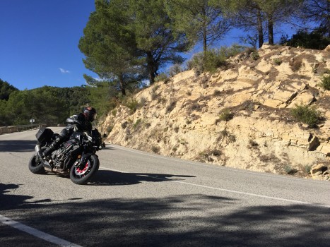 Spyder Motorcycles: Yamaha MT-10 Motorcycle Review