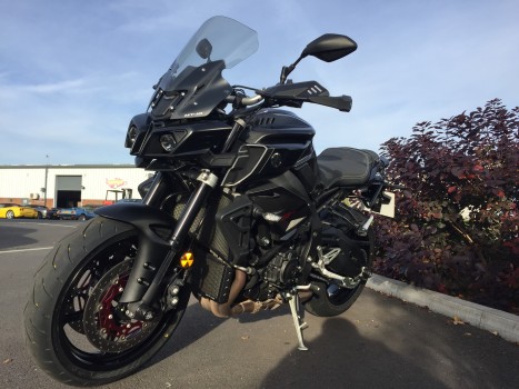 Yamaha mt 10 store touring